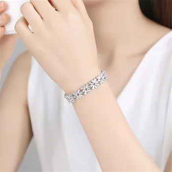 Nova preprosto razkošje zapestnice AAA rezervnih kristalno moda elegantno shinning srebro Ženske/Dekle Zapestnice & Bangles Darilo Nakit